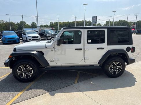 Used 2020 Jeep Wrangler Unlimited Sport S AWD/4WD image 9