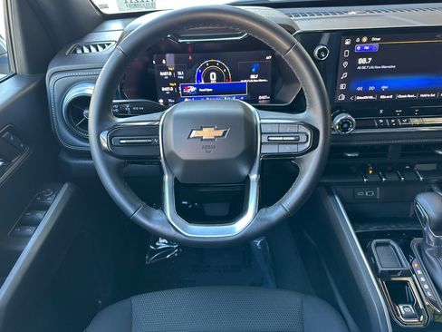 Certified 2024 Chevrolet Colorado LT image 17