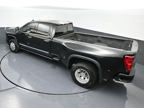 Used 2024 Chevrolet Silverado 3500 High Country w/ High Country Premium Package image 47