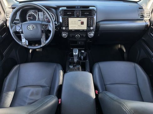 Used 2022 Toyota 4Runner TRD Off-Road image 11