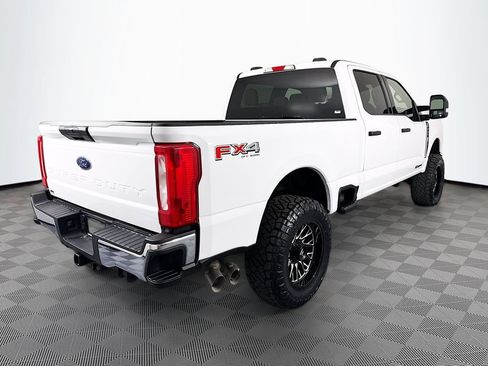 Used 2024 Ford F250 XLT w/ FX4 Off-Road Package AWD/4WD image 7