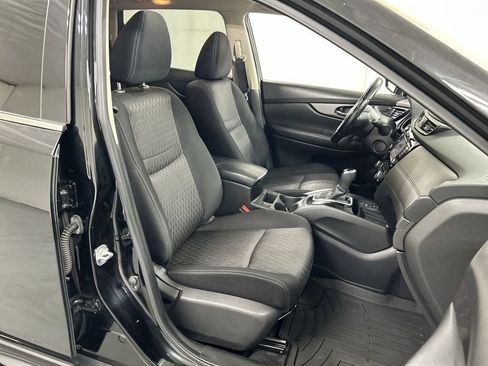 Used 2020 Nissan Rogue SV w/ Sun & Sound Touring Package AWD/4WD image 24