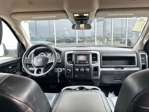 Used 2022 RAM 1500 Tradesman w/ Chrome Appearance Group image 26