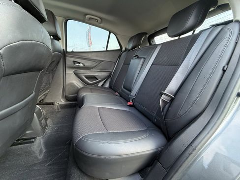 Used 2020 Buick Encore Preferred image 24