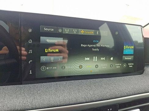 New 2025 Nissan Kicks SV image 10