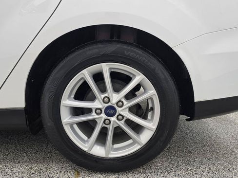 Used 2017 Ford Focus SE FWD image 28