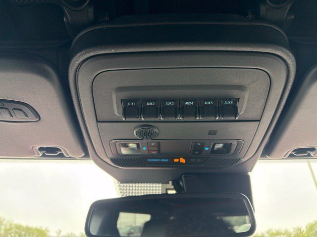 Used 2024 Ford Bronco Wildtrak AWD/4WD image 17