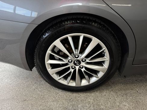Used 2018 INFINITI Q50 Luxe AWD/4WD image 25