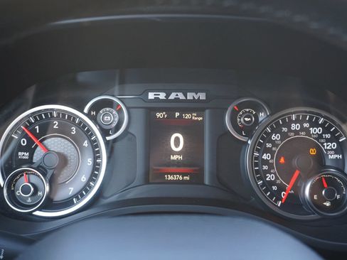 Used 2019 RAM 1500 Big Horn AWD/4WD image 36