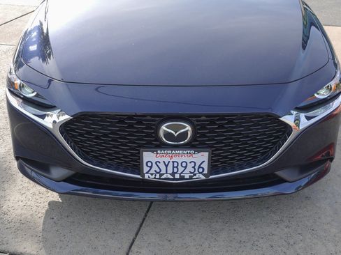 Used 2025 MAZDA MAZDA3 s image 3