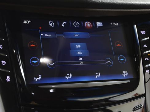 Used 2019 Cadillac Escalade ESV Premium Luxury image 36