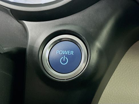 Used 2024 Toyota Sienna Platinum image 20