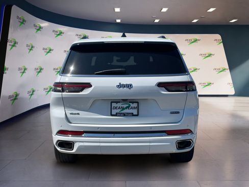 Used 2024 Jeep Grand Cherokee L Overland w/ Trailer Tow Package image 8