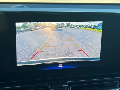 Used 2025 Chevrolet TrailBlazer LT AWD/4WD image 21