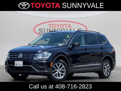 Used 2020 Volkswagen Tiguan SE w/ Panoramic Sunroof Package