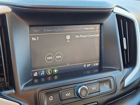 Used 2023 GMC Terrain SLE w/ Driver Convenience Package image 25