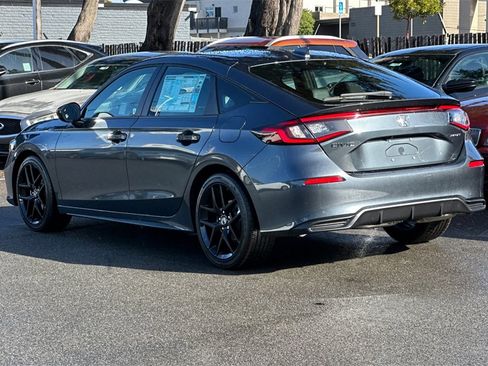 Used 2025 Honda Civic Sport image 5