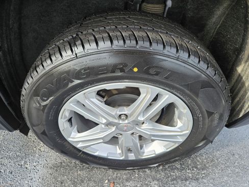 Used 2025 GMC Terrain Elevation image 14