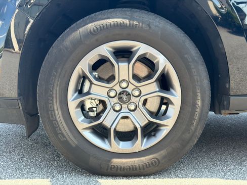 Used 2022 Ford Maverick XLT FWD image 11