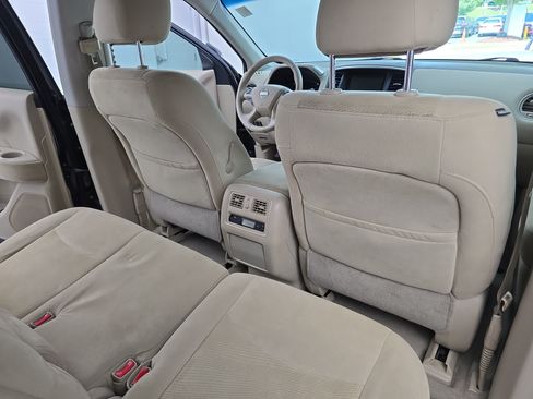 Used 2014 Nissan Pathfinder SV AWD/4WD image 11