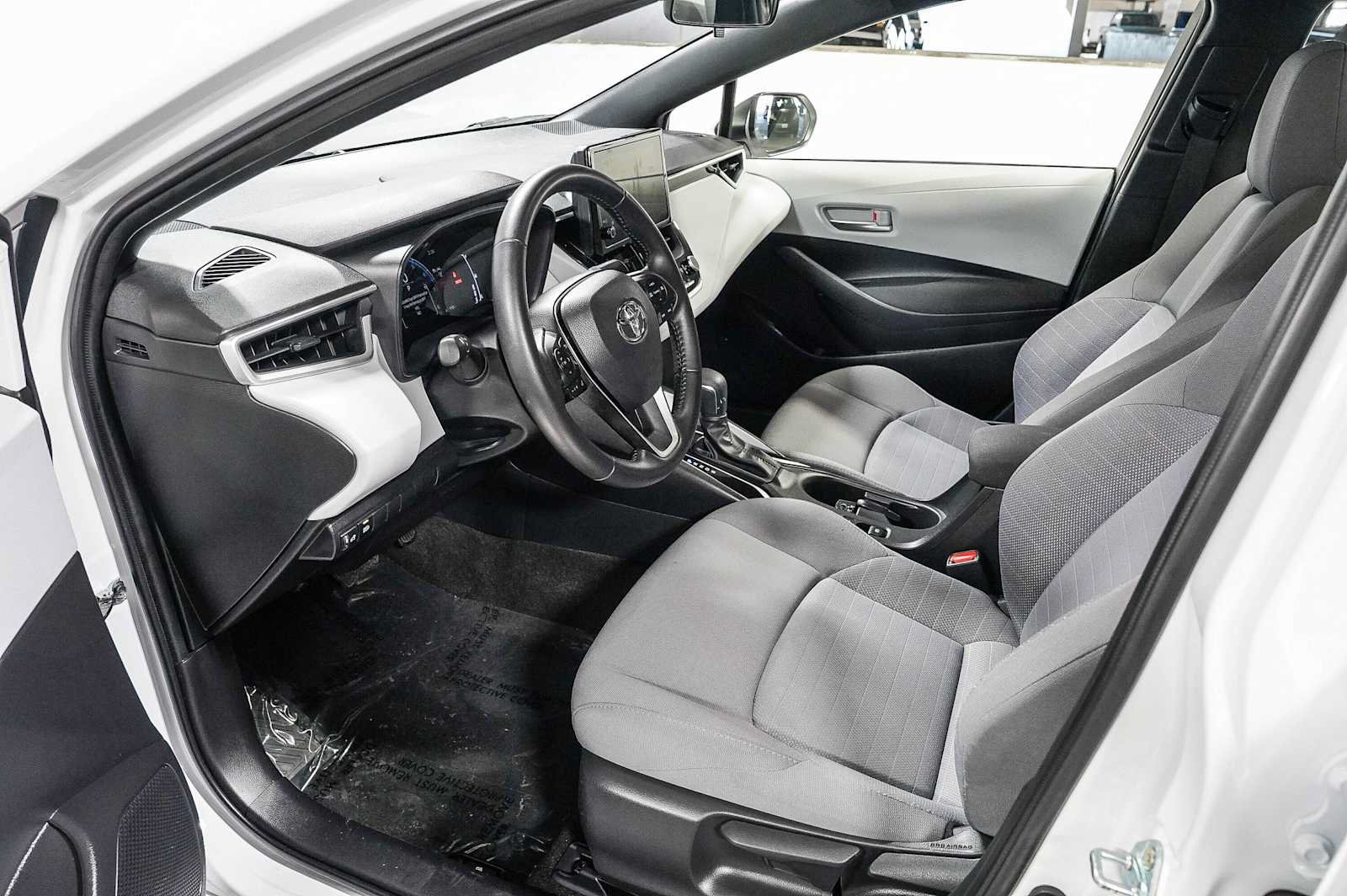 Certified 2026 Toyota Corolla SE FWD image 18