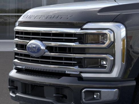 Used 2026 Ford F250 Platinum w/ Platinum Plus Package AWD/4WD image 22