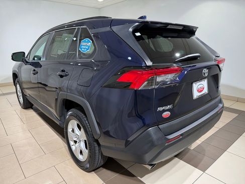 Certified 2019 Toyota RAV4 XLE w/ Convenience Package image 3