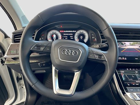 Used 2023 Audi Q7 3.0T Premium Plus AWD/4WD image 11