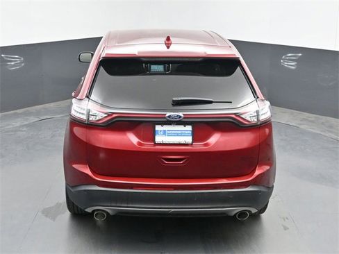 Used 2017 Ford Edge Titanium w/ Technology Package image 39
