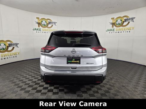Used 2024 Nissan Rogue SV AWD/4WD image 7