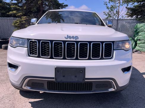 Used 2019 Jeep Grand Cherokee Limited AWD/4WD image 29