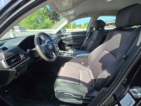 Used 2018 Honda Accord LX image 21