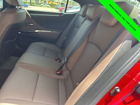 Used 2023 Lexus ES 350 w/ Premium Package FWD image 13
