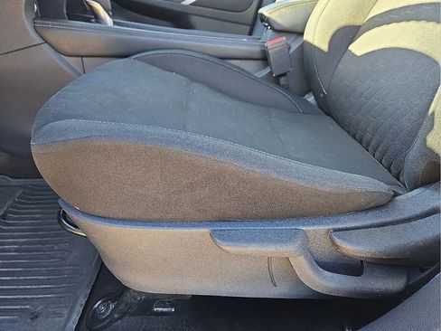 Used 2024 Nissan Kicks SV image 25