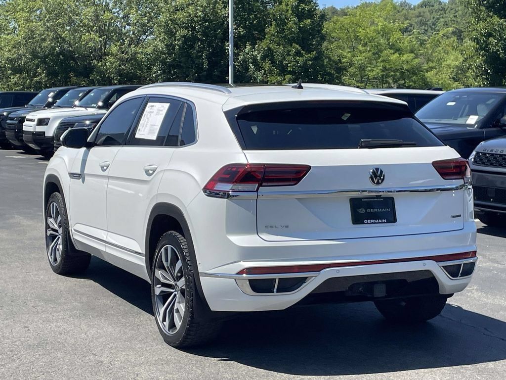 Used 2023 Volkswagen Atlas Cross Sport SEL Premium R-Line AWD/4WD image 9