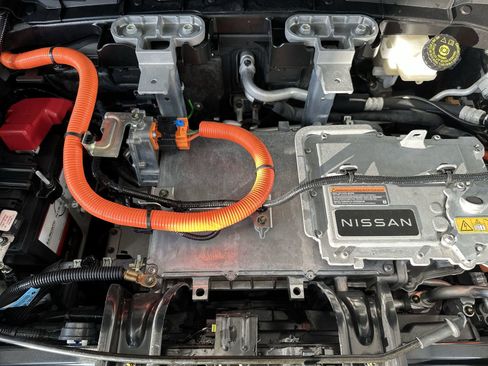 Certified 2024 Nissan Ariya ENGAGE e-4ORCE image 32