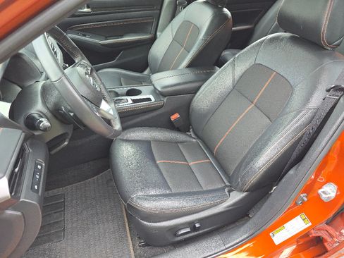 Used 2022 Nissan Altima 2.5 SR FWD image 18