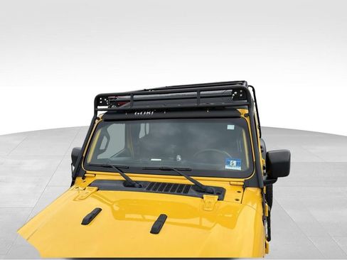 Used 2018 Jeep Wrangler Unlimited Sport AWD/4WD image 21