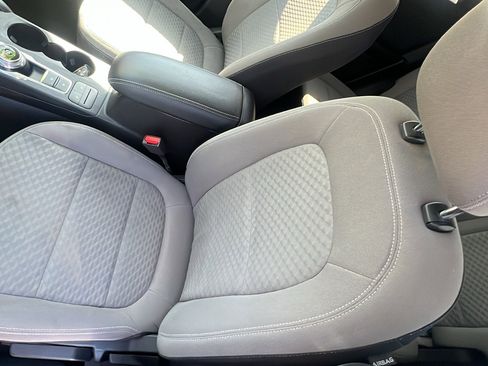 Used 2021 Ford Escape SE AWD/4WD image 11