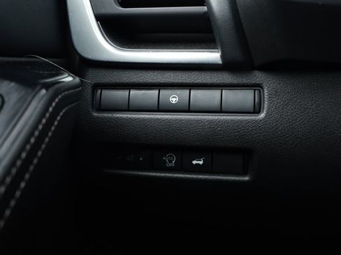 Used 2024 Nissan Rogue SV AWD/4WD image 14