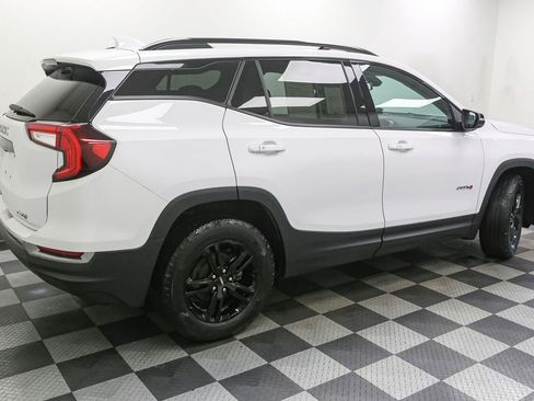 Used 2023 GMC Terrain AT4 AWD/4WD image 10