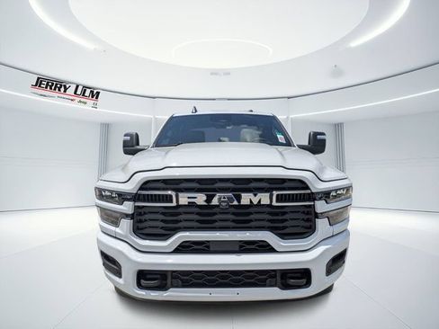 New 2026 RAM 2500 Big Horn AWD/4WD image 8
