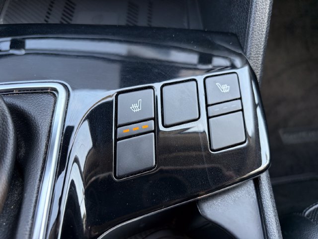 Certified 2024 Kia Sportage EX FWD image 32