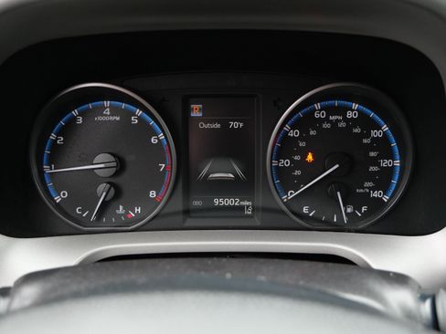 Used 2017 Toyota RAV4 LE w/ All Weather Liner Package AWD/4WD image 35