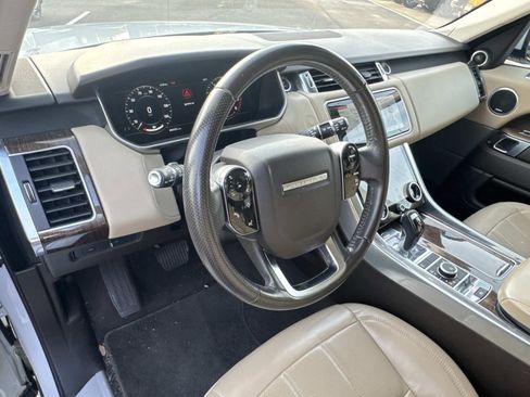 Used 2020 Land Rover Range Rover Sport HSE image 18