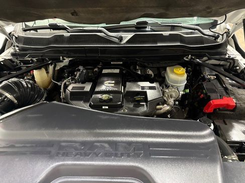 Used 2021 RAM 2500 Big Horn image 48