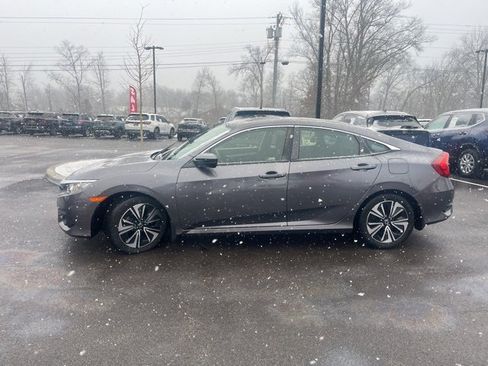 Used 2018 Honda Civic EX-T image 8