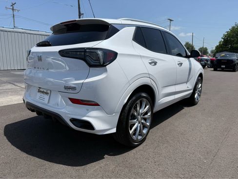 Used 2025 Buick Encore GX Avenir w/ Avenir Technology Package AWD/4WD image 8