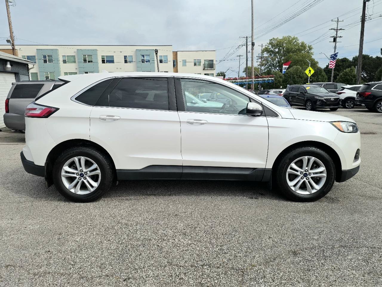 Used 2019 Ford Edge SEL w/ Equipment Group 201A AWD/4WD image 4