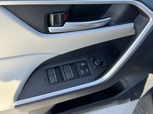 New 2025 Toyota RAV4 XLE image 18